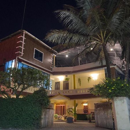 Alappuzha Vedha Beach Resort מראה חיצוני תמונה